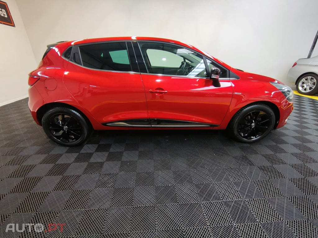Renault Clio Limited