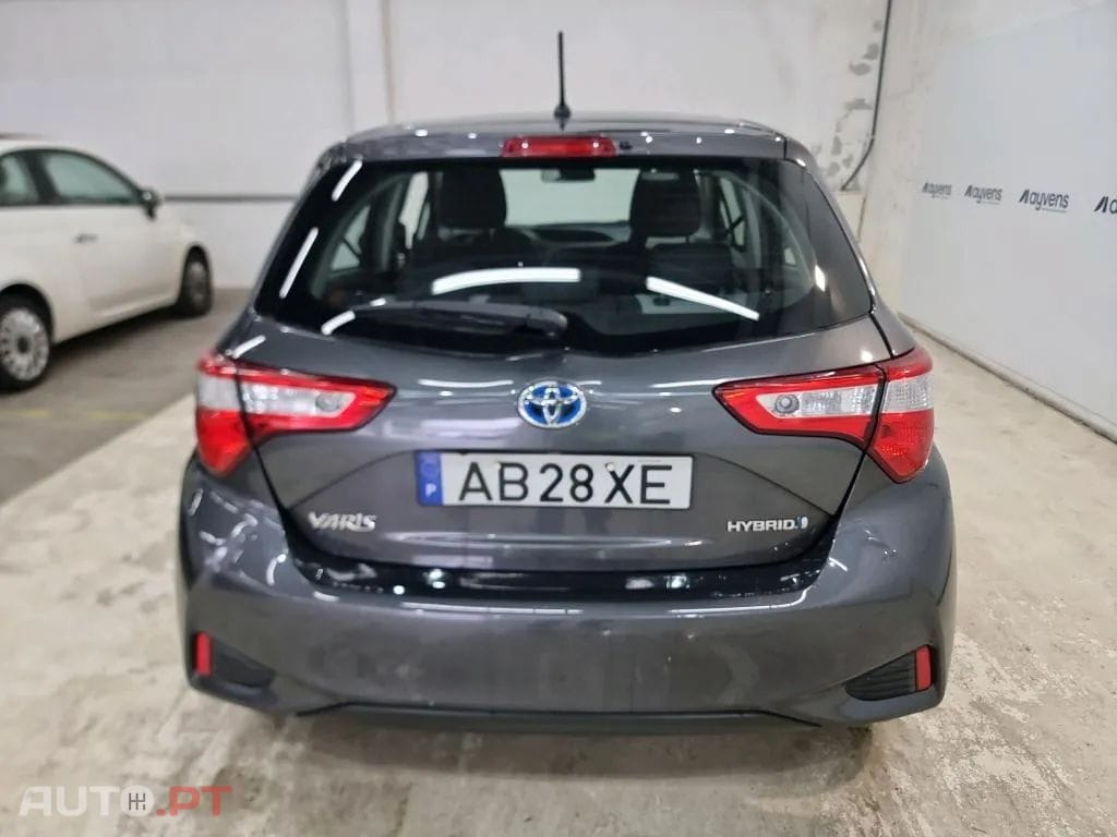 Toyota Yaris 1.5 HSD Comfort