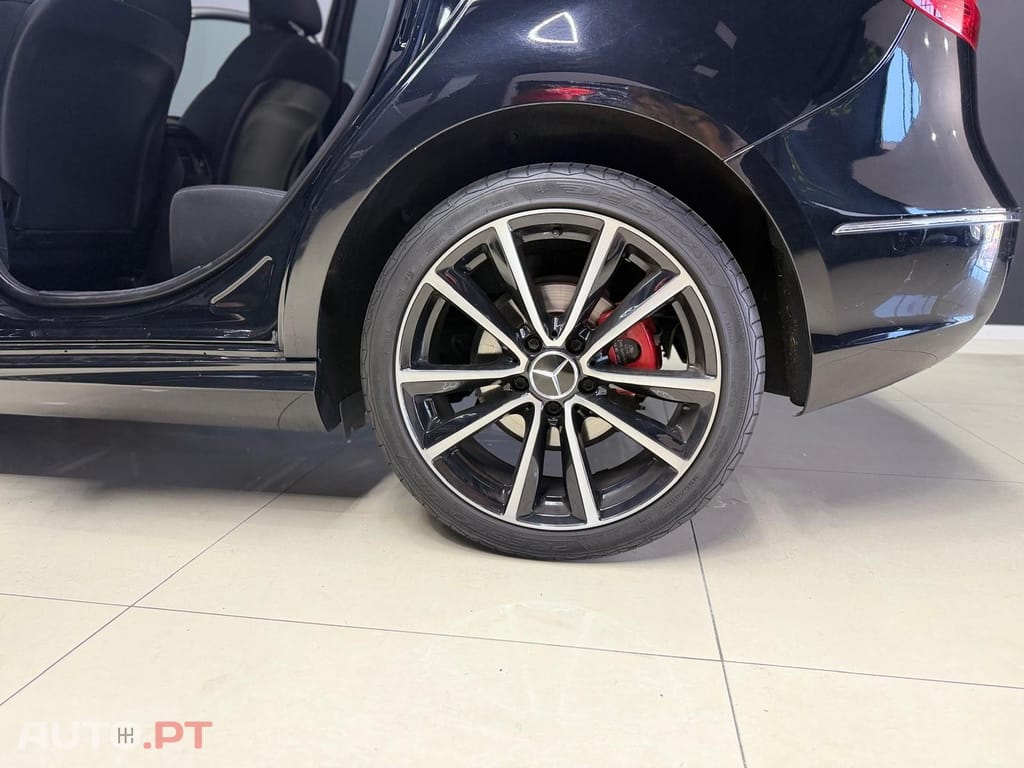 Mercedes-Benz B 180 d Progressive