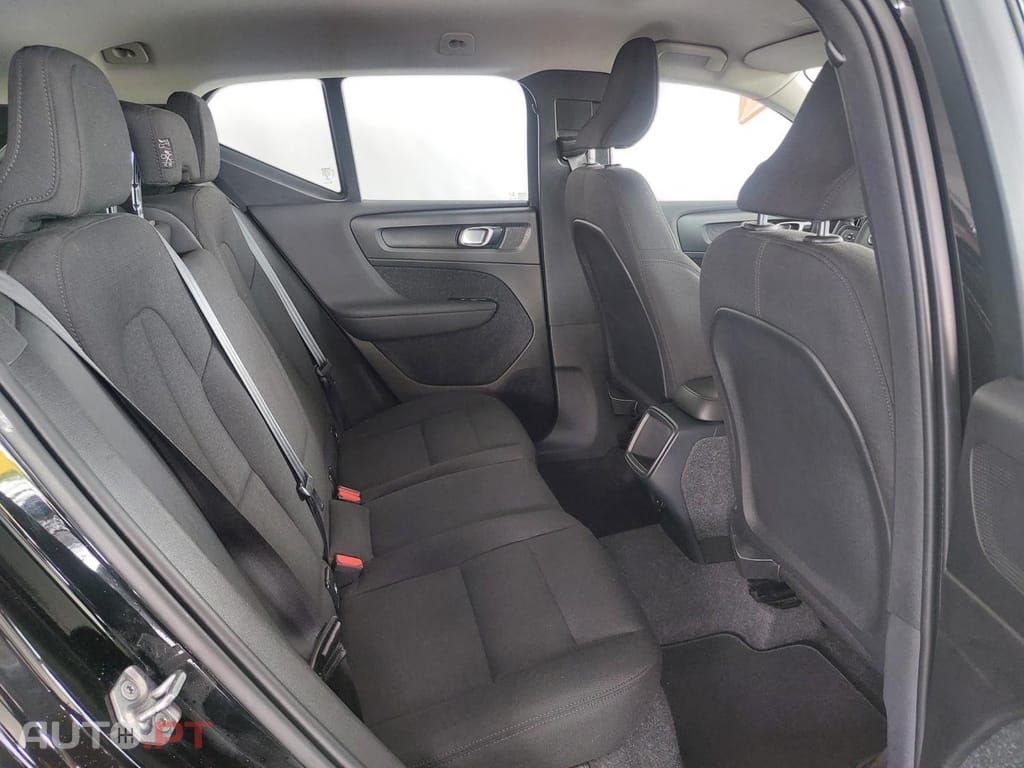 Volvo XC40 1.5 T2 Momentum