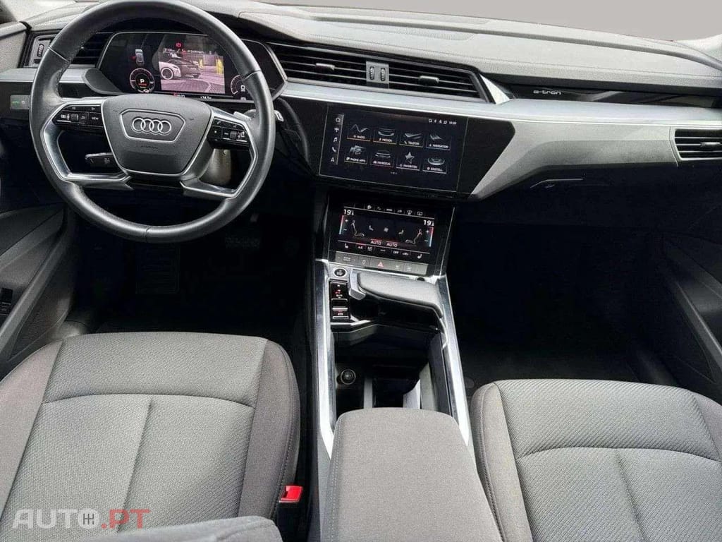 Audi E-Tron I.V.A DEDUTÍVEL quattro 50