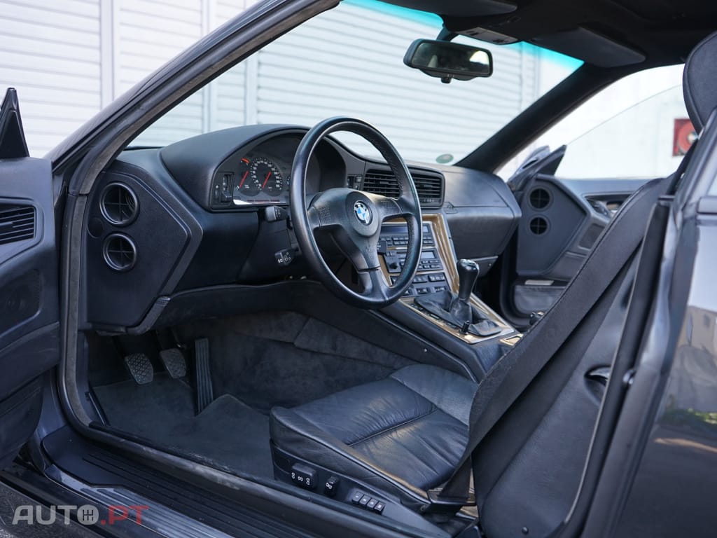 BMW 850 CSi