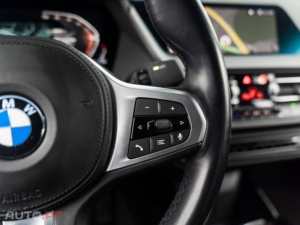 BMW 216 d Pack Desportivo M