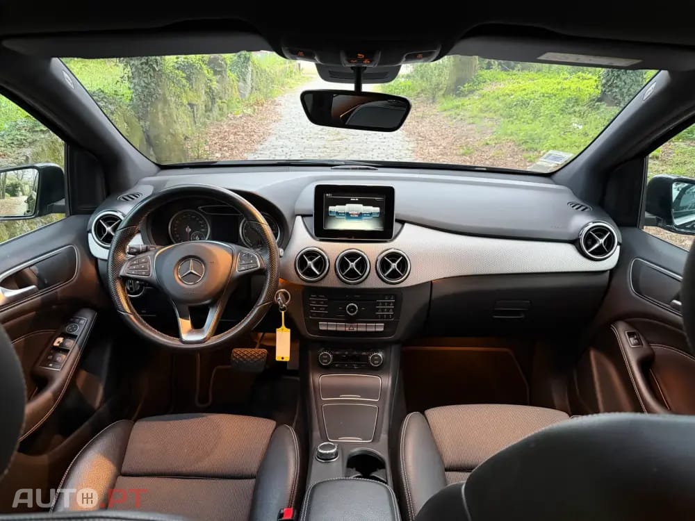 Mercedes-Benz B 250 e Electric Drive