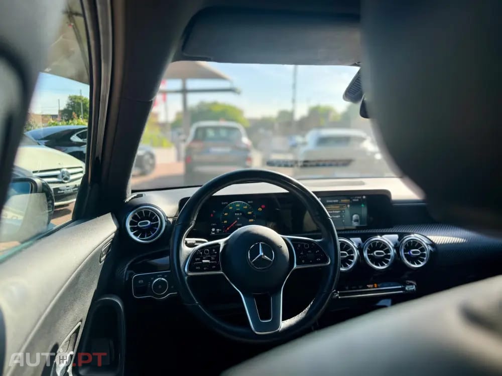 Mercedes-Benz A 180 d Business Solutions