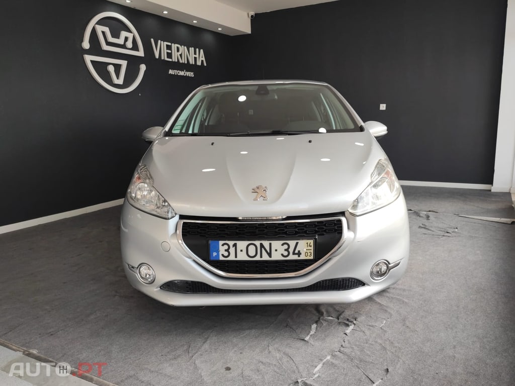 Peugeot 208 1.4HDI ACTIVE