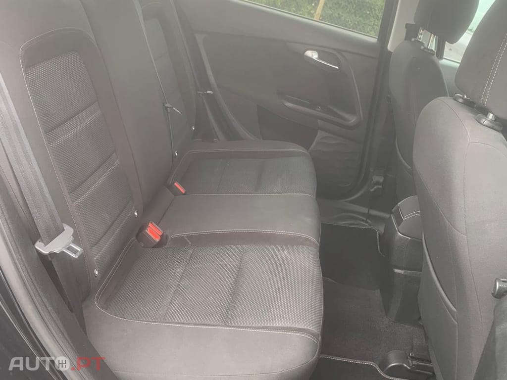 Fiat Tipo SEDAN