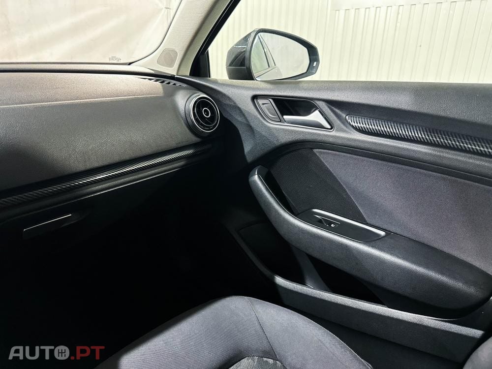 Audi A3 Sportback 1.6 TDI S-line