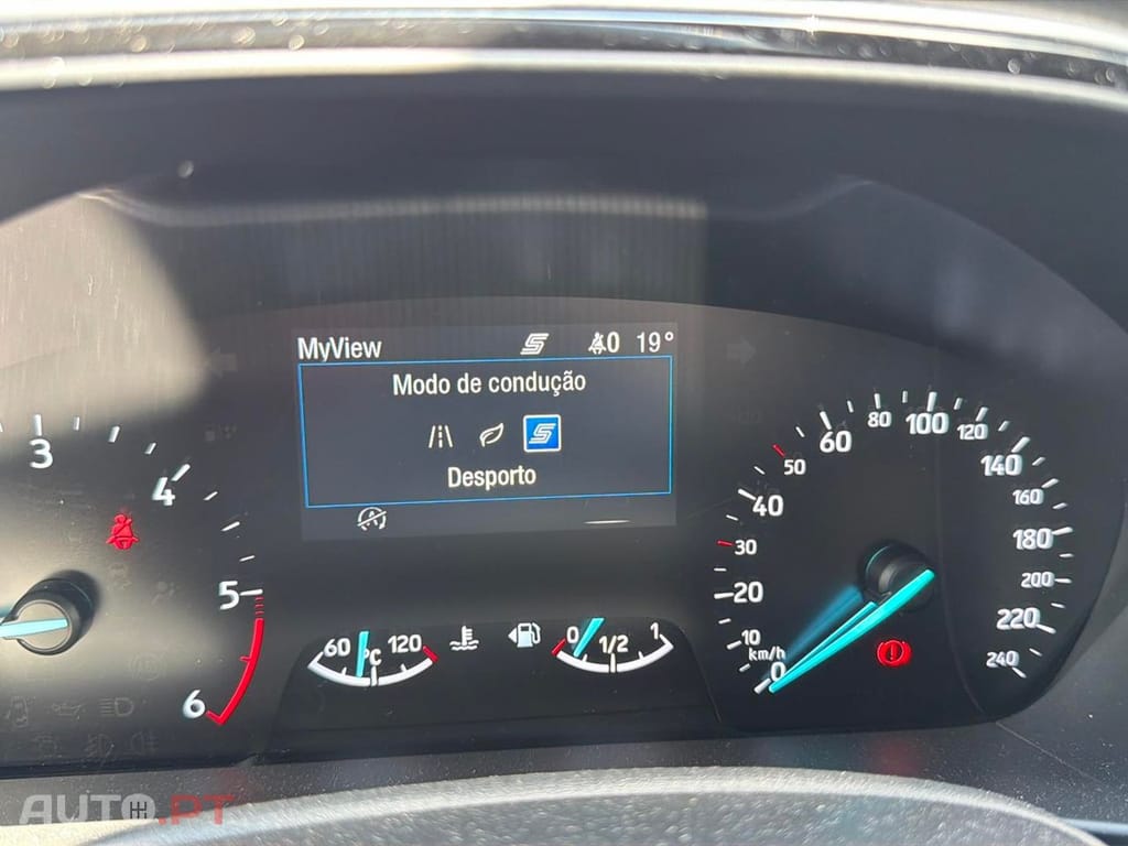 Ford Focus 1.5 TDCi ECOBlue ST-Line