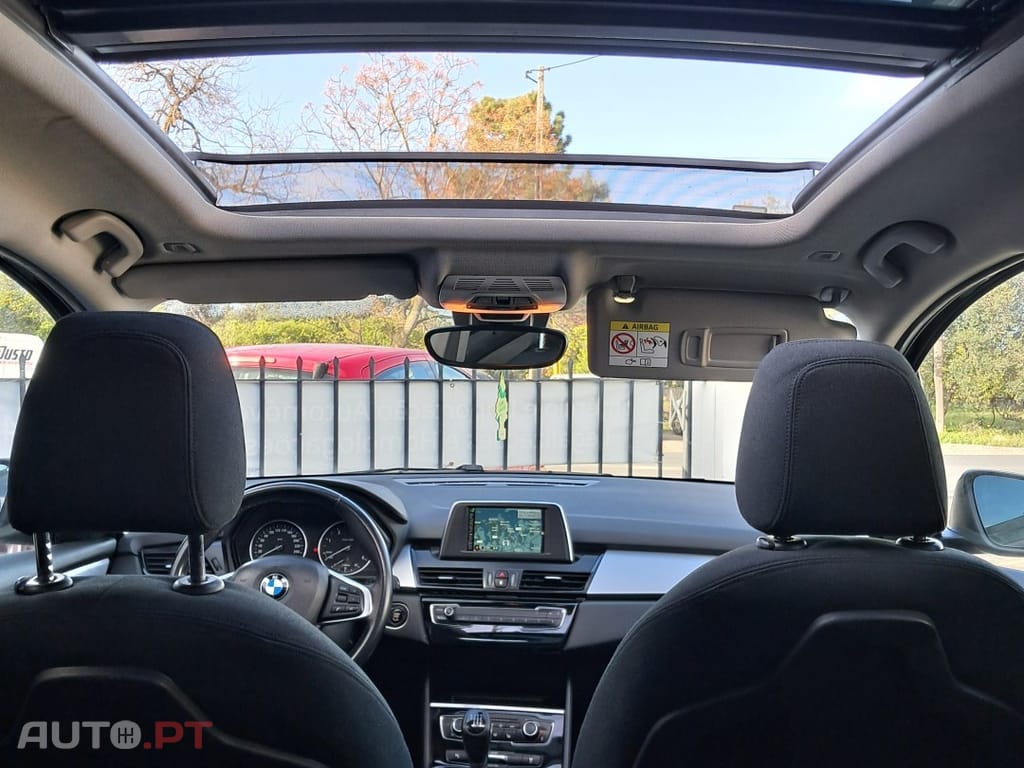 BMW 216 d Luxury Line