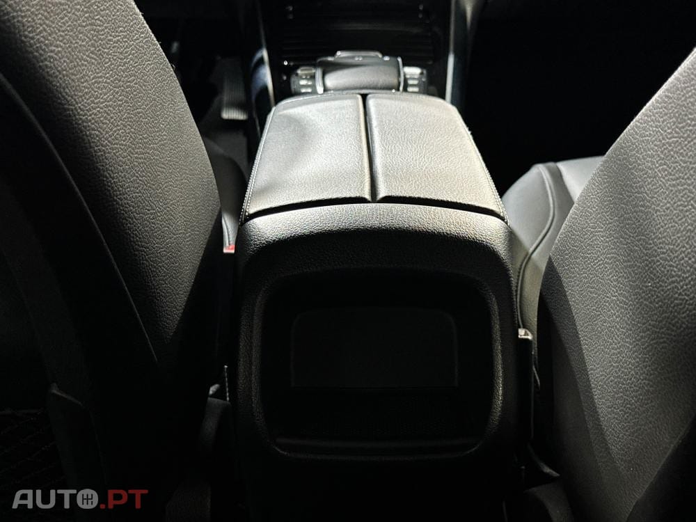 Mercedes-Benz EQA 300 4Matic Progressive