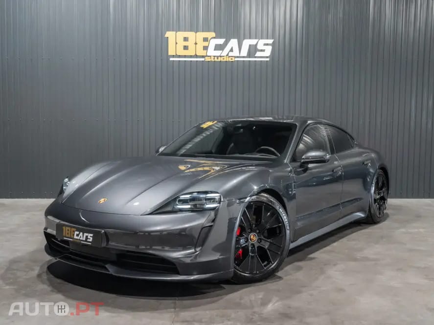 Porsche Taycan 4S