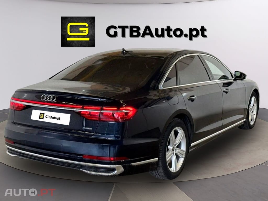 Audi A8 60TFSie L  I.V.A DEDUTÍVEL 