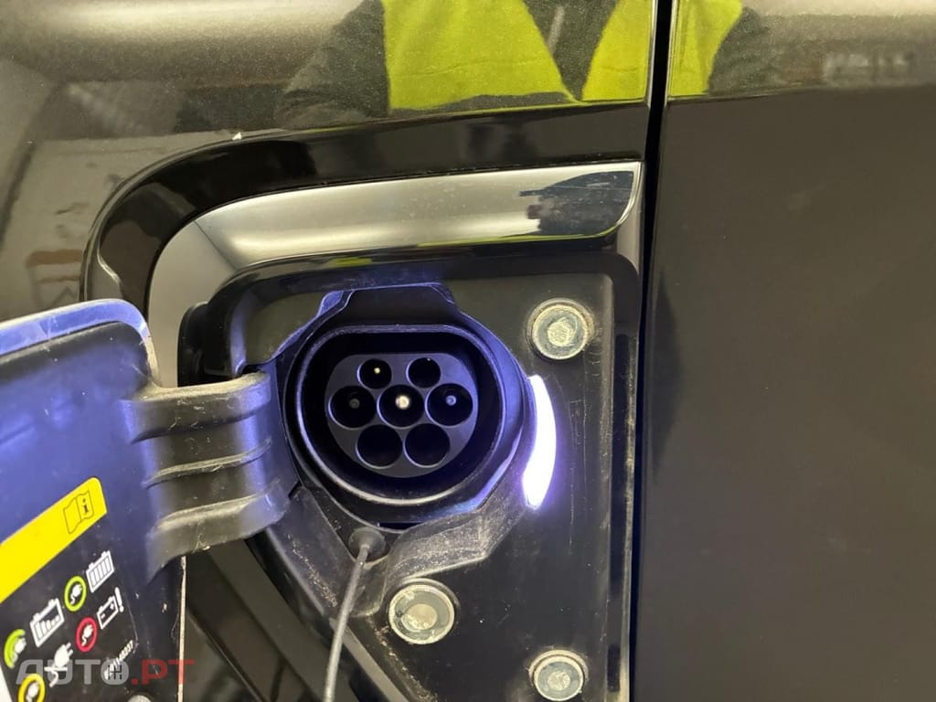 Lynk & Co 01 PHEV