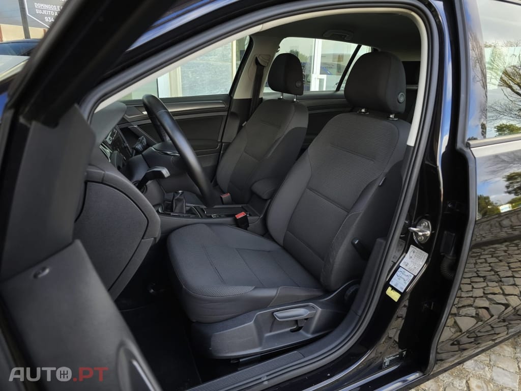 Volkswagen Golf 1.0 TSI Life