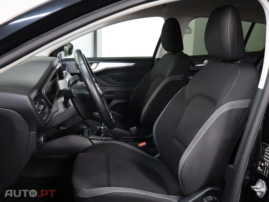 Ford Focus 1.5 TDCI EcoBlue TITANIUM
