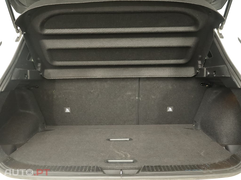 Nissan Qashqai Qashqai 1.3 DIG-T N-Connecta LED Xtronic