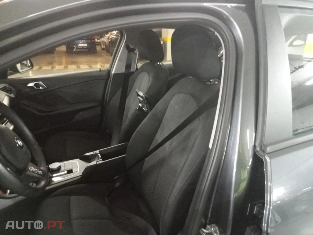 BMW 118 i Auto
