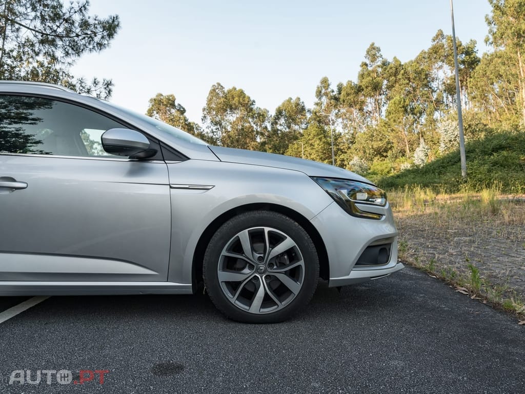 Renault Mégane 1.5 DCI Intens Full Extras