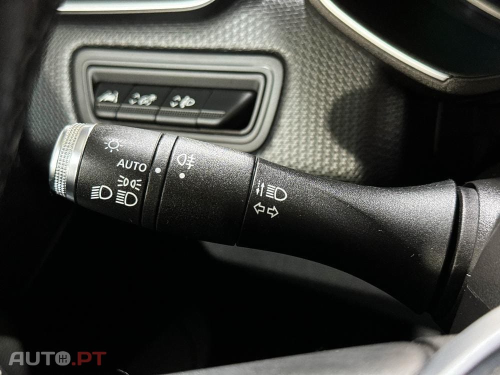 Renault Clio 1.6 E-Tech Intens