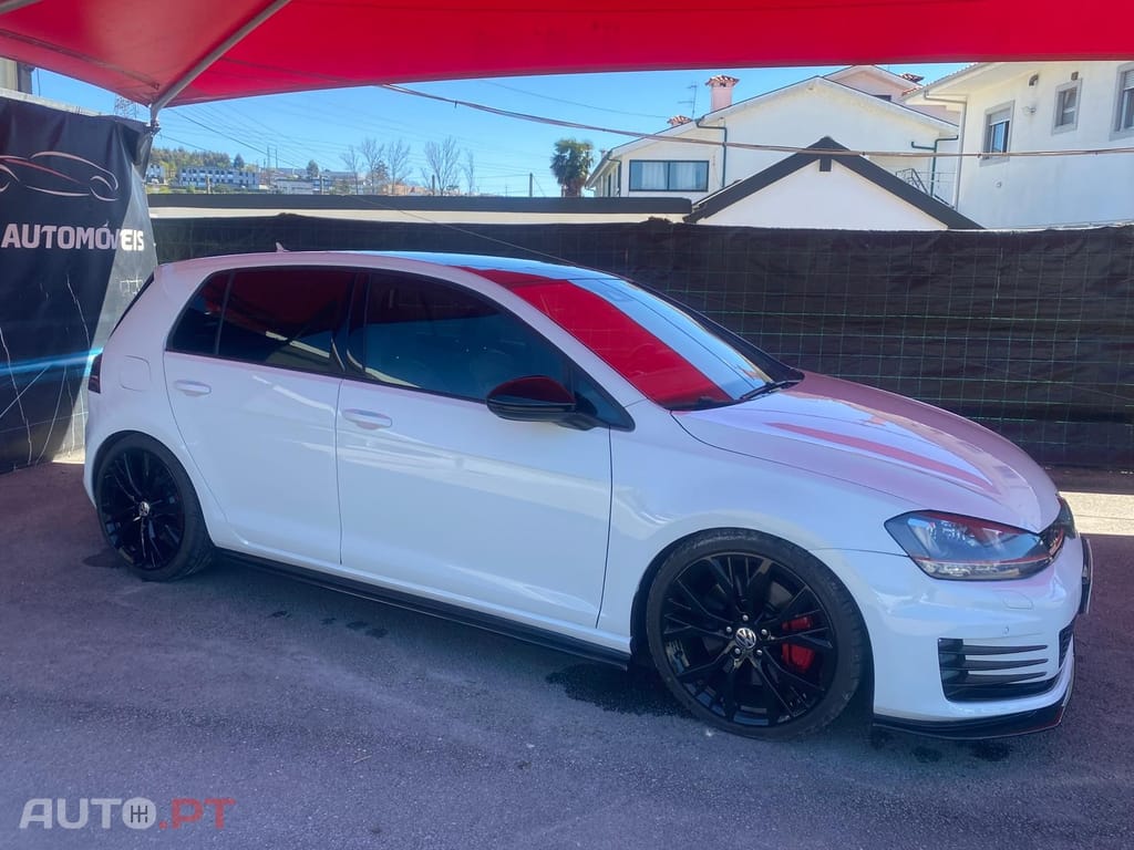 Volkswagen Golf 2.0 TSi GTi DSG Performance