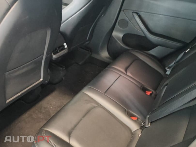 Tesla Model Y Tração Traseira