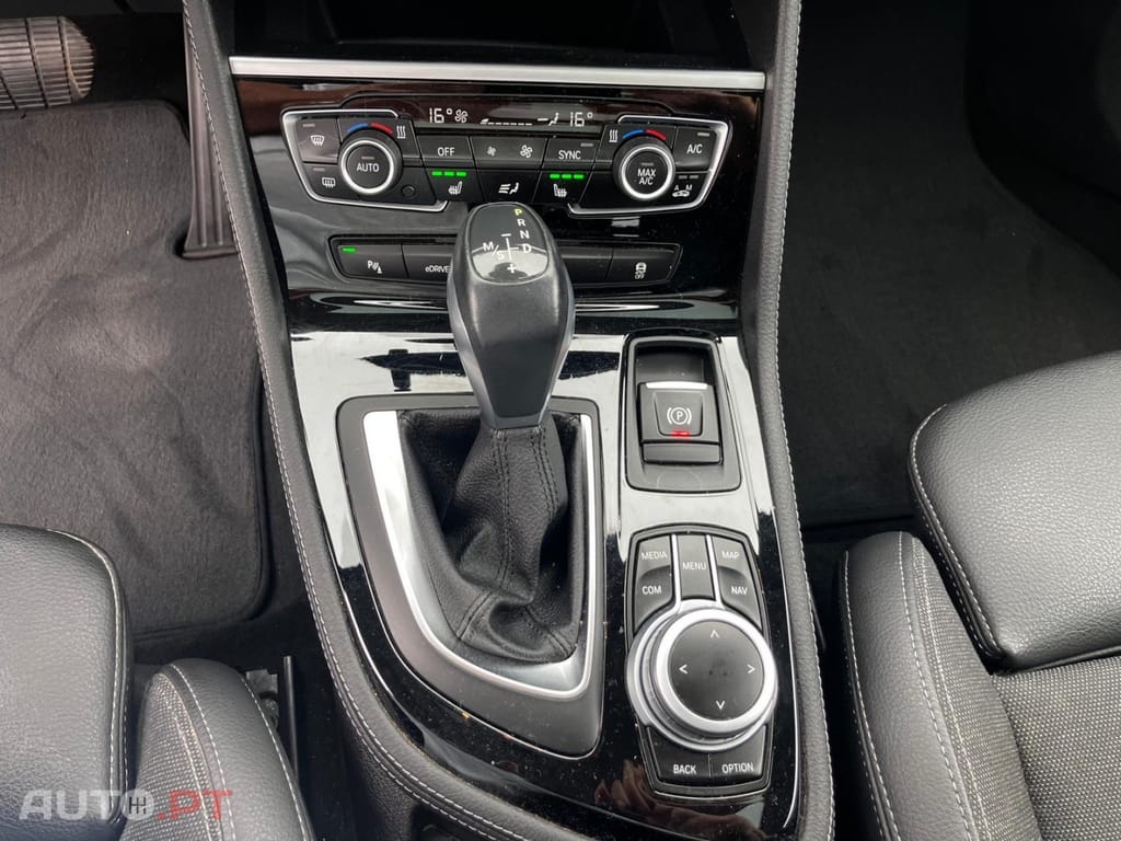BMW 225 iPerformance Luxury Line