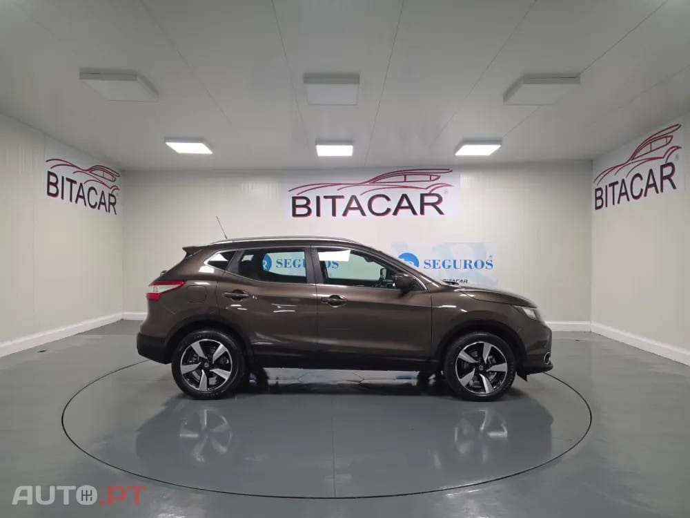 Nissan Qashqai 1.5 dCi N-Connecta Led