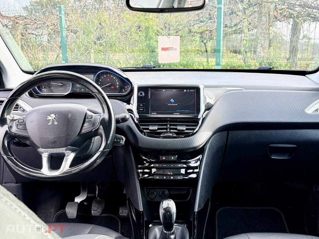Peugeot 2008 1.5 BlueHDi Style