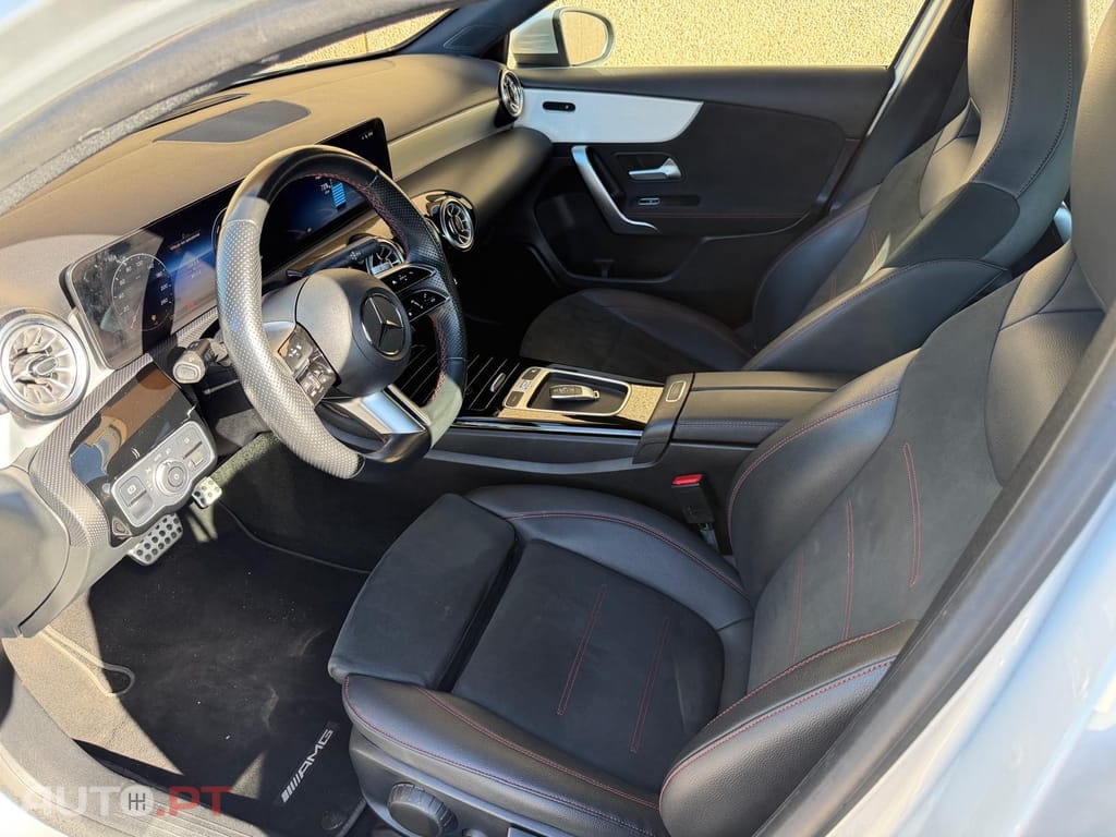 Mercedes-Benz A 250 e AMG LINE