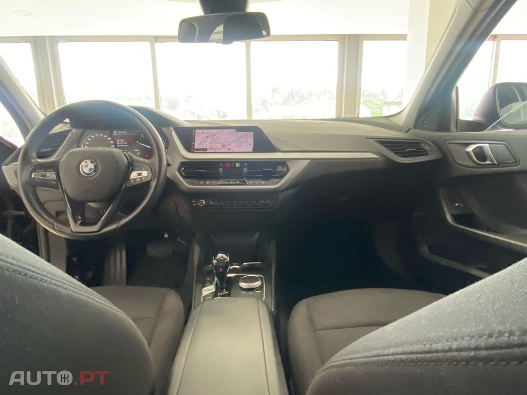 BMW 116 DA AUTO LUXURY LINE