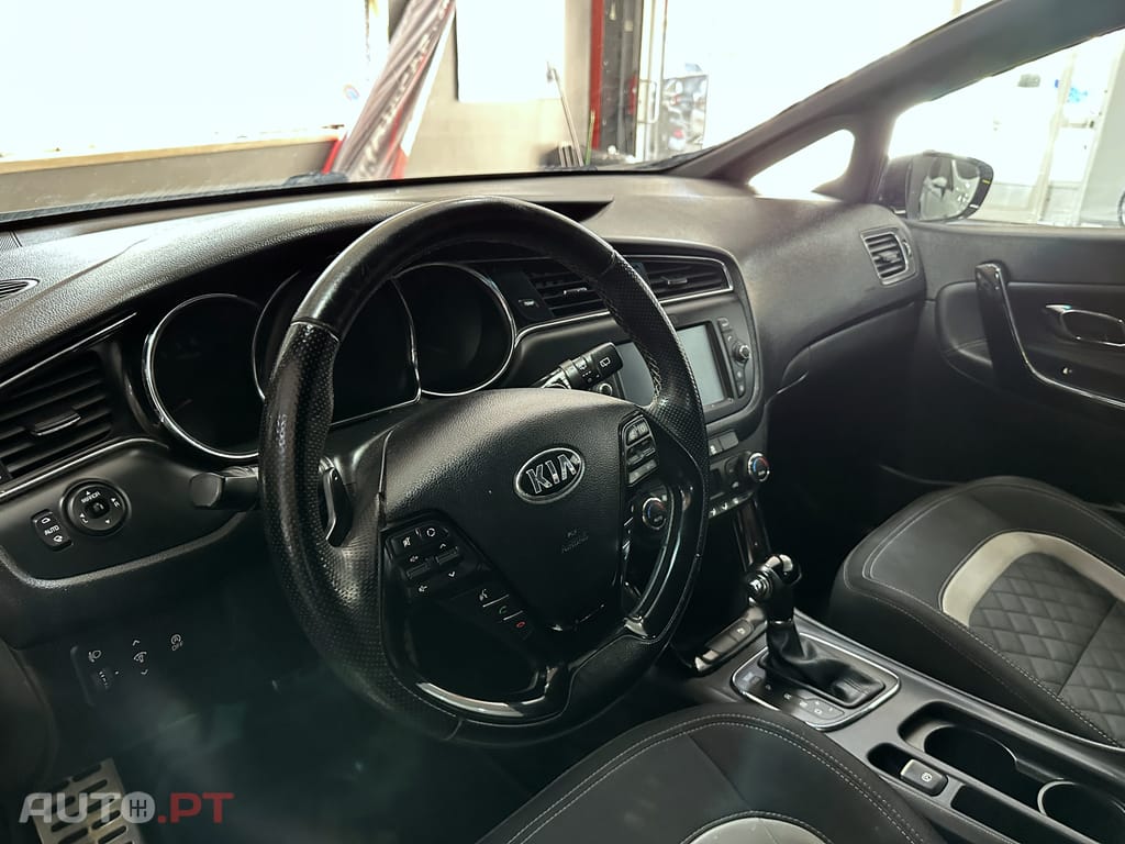 Kia Ceed SW 1.6 CRDi GT Line 7DCT