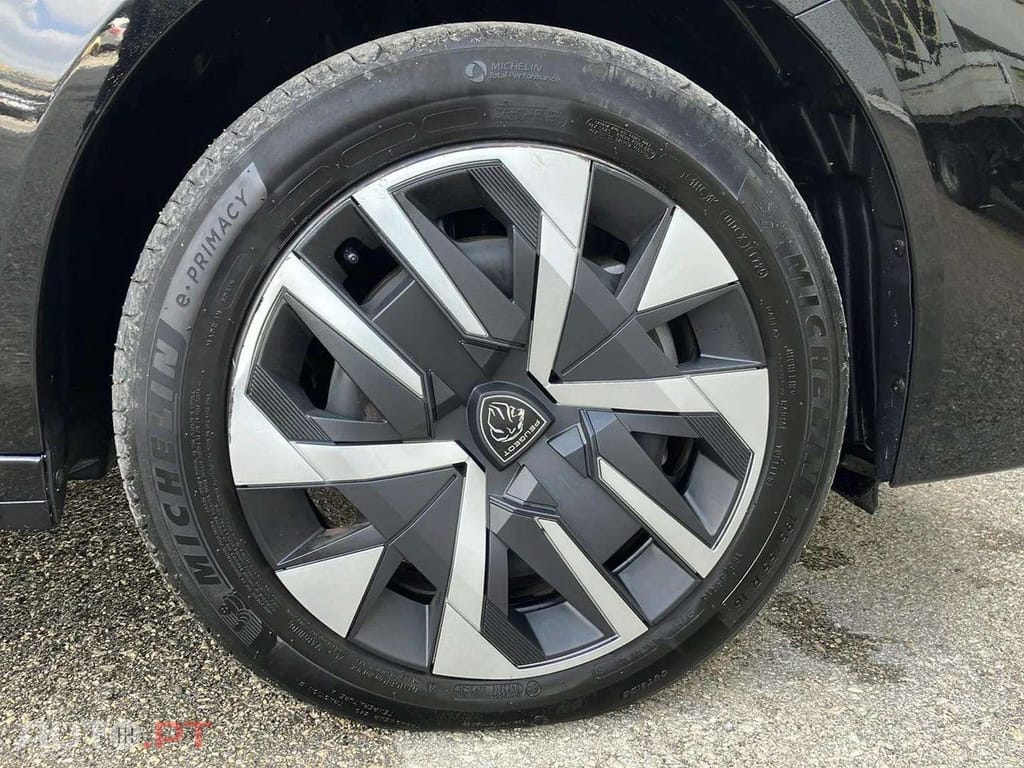 Peugeot 208 1.2 Hybrid Style e-DCS6