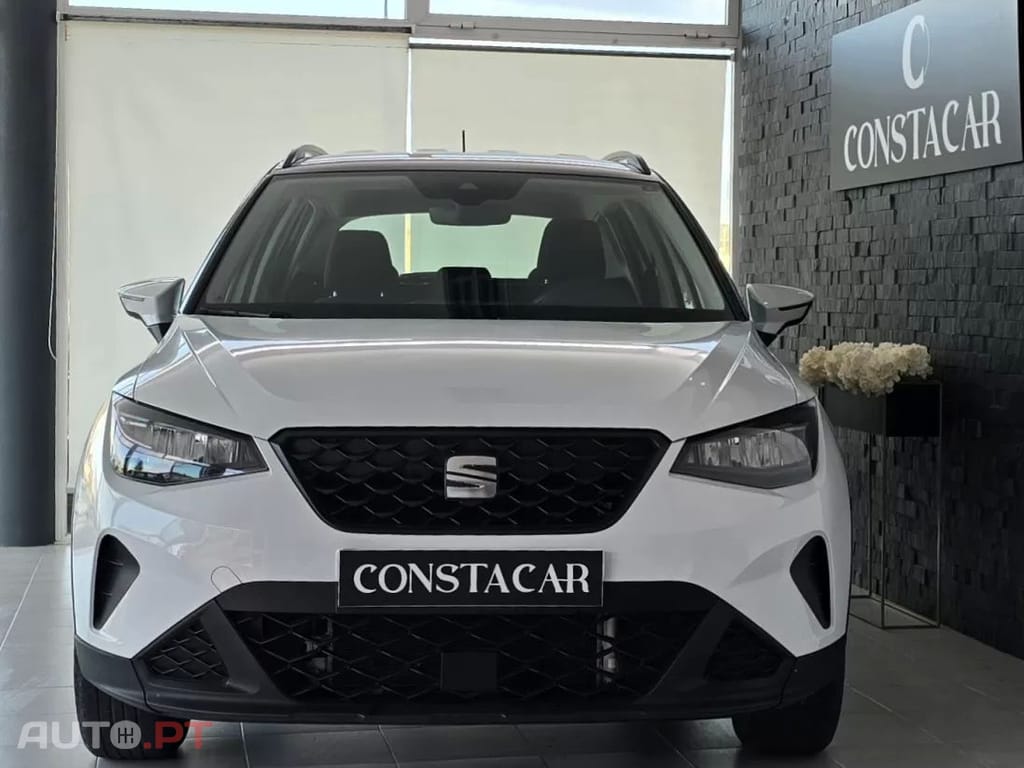 SEAT Arona 1.0 TSI Style — fotografia 2