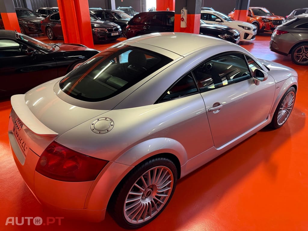 Audi TT 1.8 T S-line
