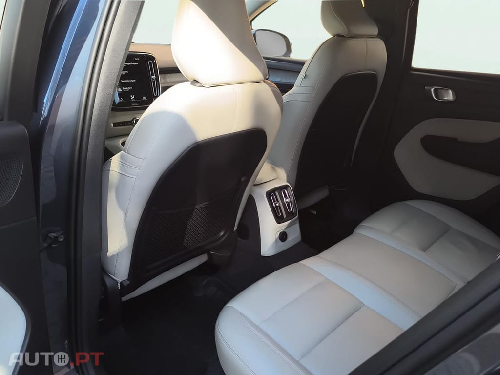 Volvo XC40 1.5 T4 PHEV Inscription Expression