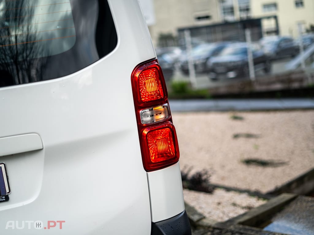 Opel Vivaro 1.5 CDTi L3H1 Essentia