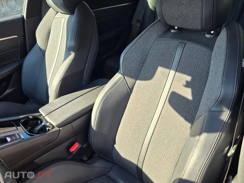 Peugeot 508 1.6 Hybrid Allure Pack e-EAT8