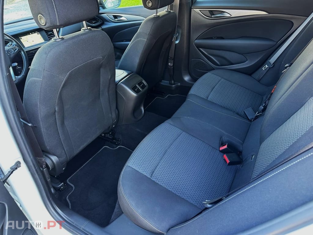 Opel Insignia 1.5 D Business Edition