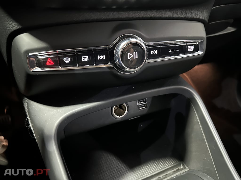 Volvo XC40 1.5 T5 PHEV Inscription Expression