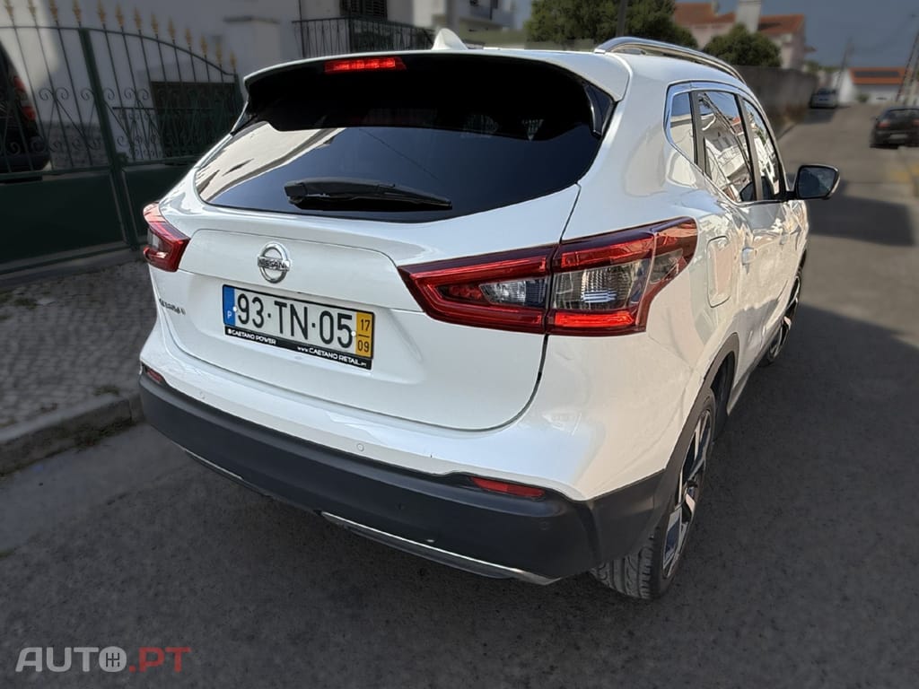 Nissan Qashqai 1.6 dCi Tekna 19 Pele