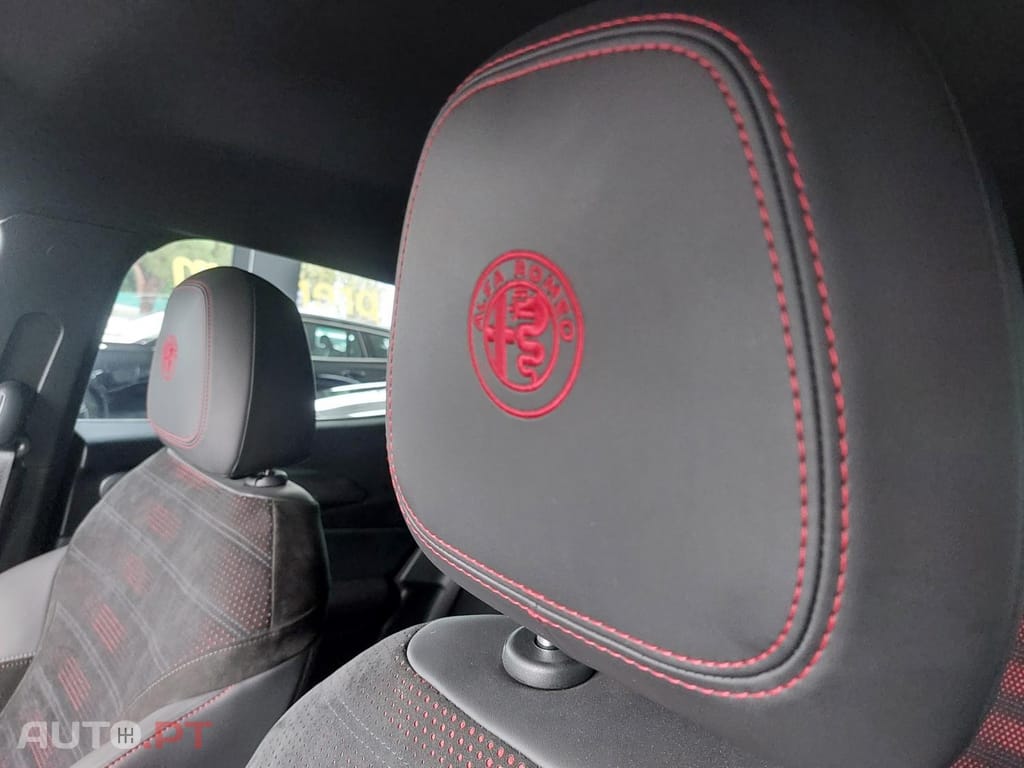 Alfa Romeo Tonale 1.3 Plug-In Hybrid Veloce e-AWD