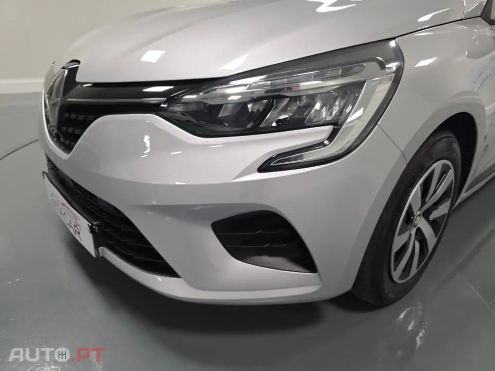 Renault Clio 1.0 TCe Evolution — fotografia 11