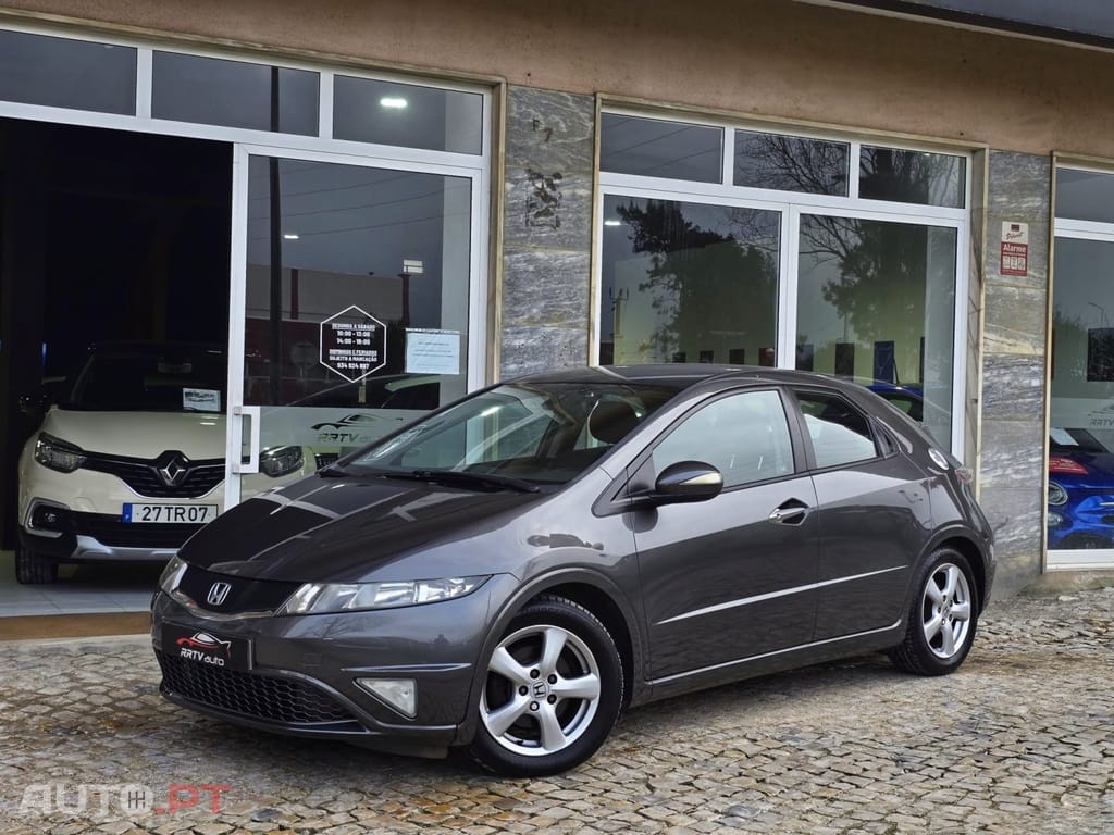 Honda Civic 1.4 i-VTEC Elegance