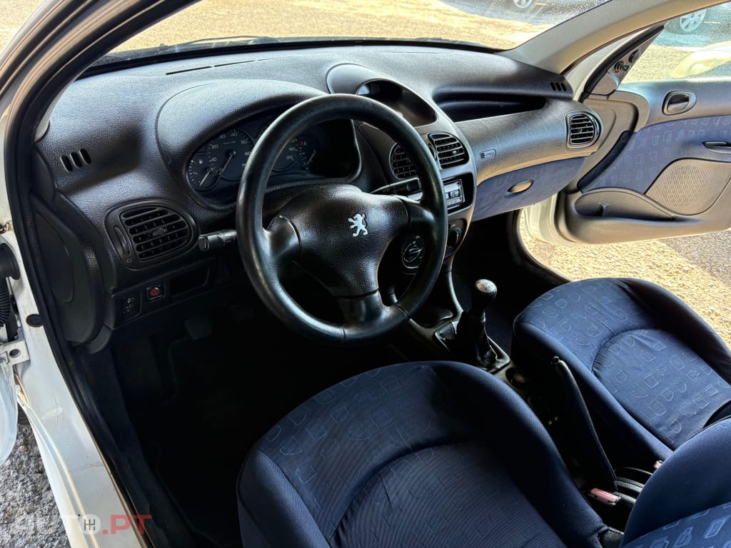 Peugeot 206 1.1 Color Line