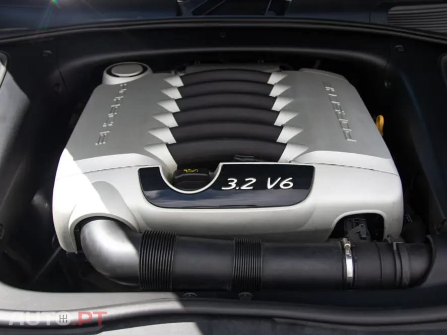 Porsche Cayenne Tiptronic