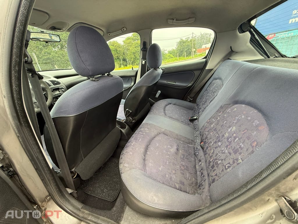 Peugeot 206 1.1 XR