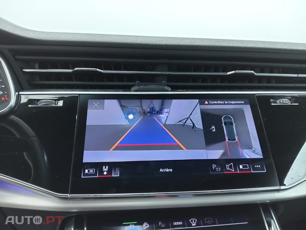 Audi Q8 TFSIe Quattro Compétition Triptronic