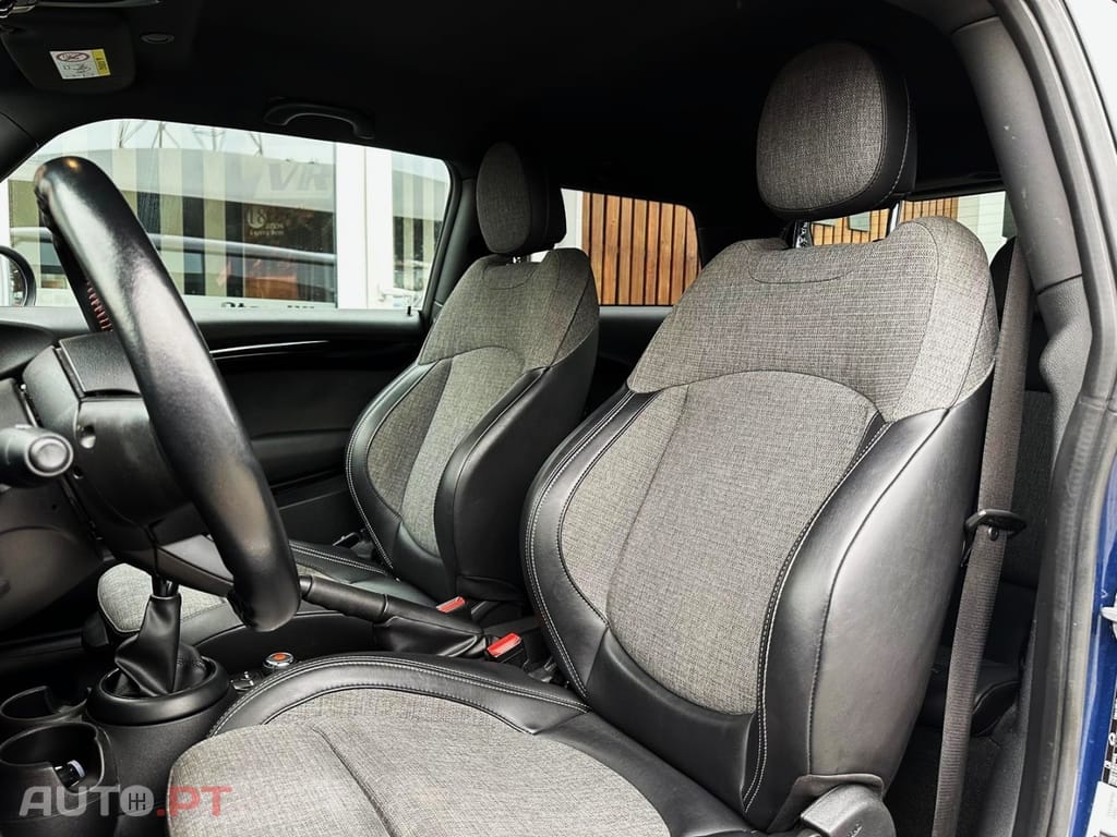 MINI Cooper Cooper D