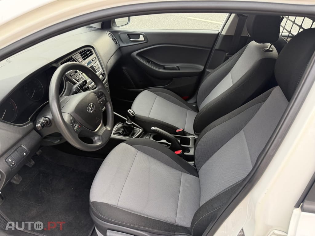 Hyundai i20 1.1 CRDi Access+Bluetooth+Comandos no Volante